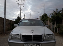 Mercedes C 180