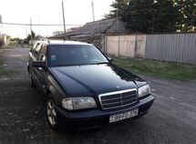 Mercedes C 200