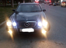 Mercedes E 200