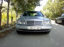 Mercedes C 180