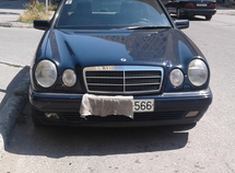Mercedes E 240
