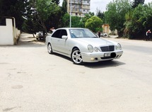 Mercedes E 270
