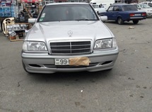 Mercedes C 180
