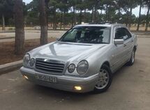 Mercedes E 230