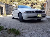 BMW 528