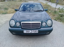 Mercedes E 230