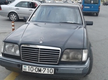 Mercedes E 300