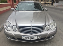 Mercedes E 220
