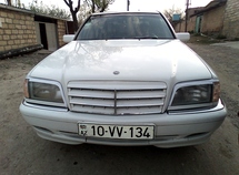 Mercedes C 200