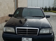 Mercedes C 200