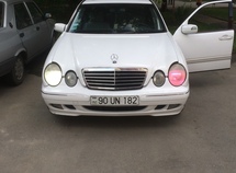 Mercedes E 200
