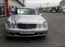 Mercedes E 220