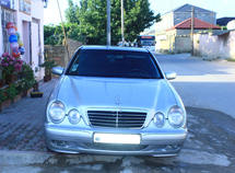 Mercedes E 270