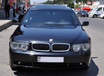 BMW 745