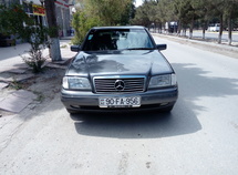 Mercedes C 180