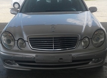 Mercedes E 240