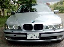 BMW 528