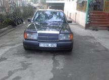 Mercedes E 200