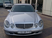 Mercedes E 220