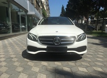 Mercedes E 200