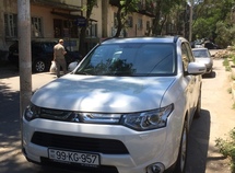 Mitsubishi Outlander