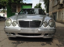 Mercedes E 240