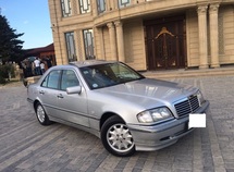 Mercedes C 180