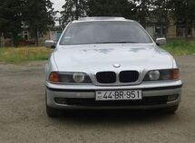 BMW 523