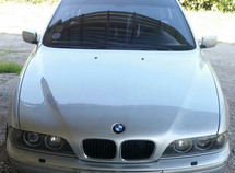 BMW 523
