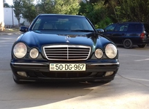Mercedes E 240
