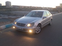 Mercedes C 240