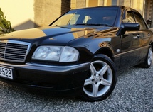 Mercedes C 180