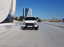 LADA (VAZ) Niva