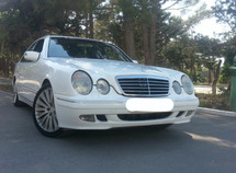 Mercedes E 320