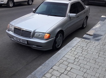 Mercedes C 230
