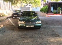 Mercedes C 180
