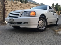 Mercedes C 230
