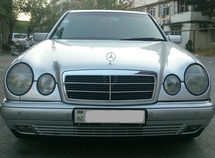 Mercedes E 240