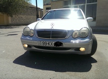Mercedes C 240