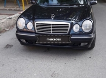 Mercedes E 240