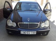 Mercedes C 240