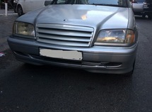 Mercedes C 180