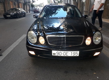 Mercedes E 320