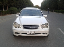 Mercedes C 240