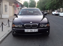 BMW 528