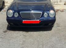 Mercedes E 220