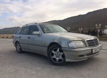 Mercedes C 220
