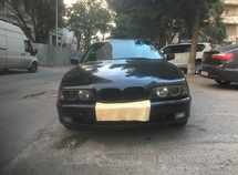 BMW 528