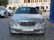 Mercedes E 220