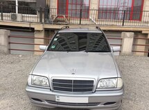 Mercedes C 180